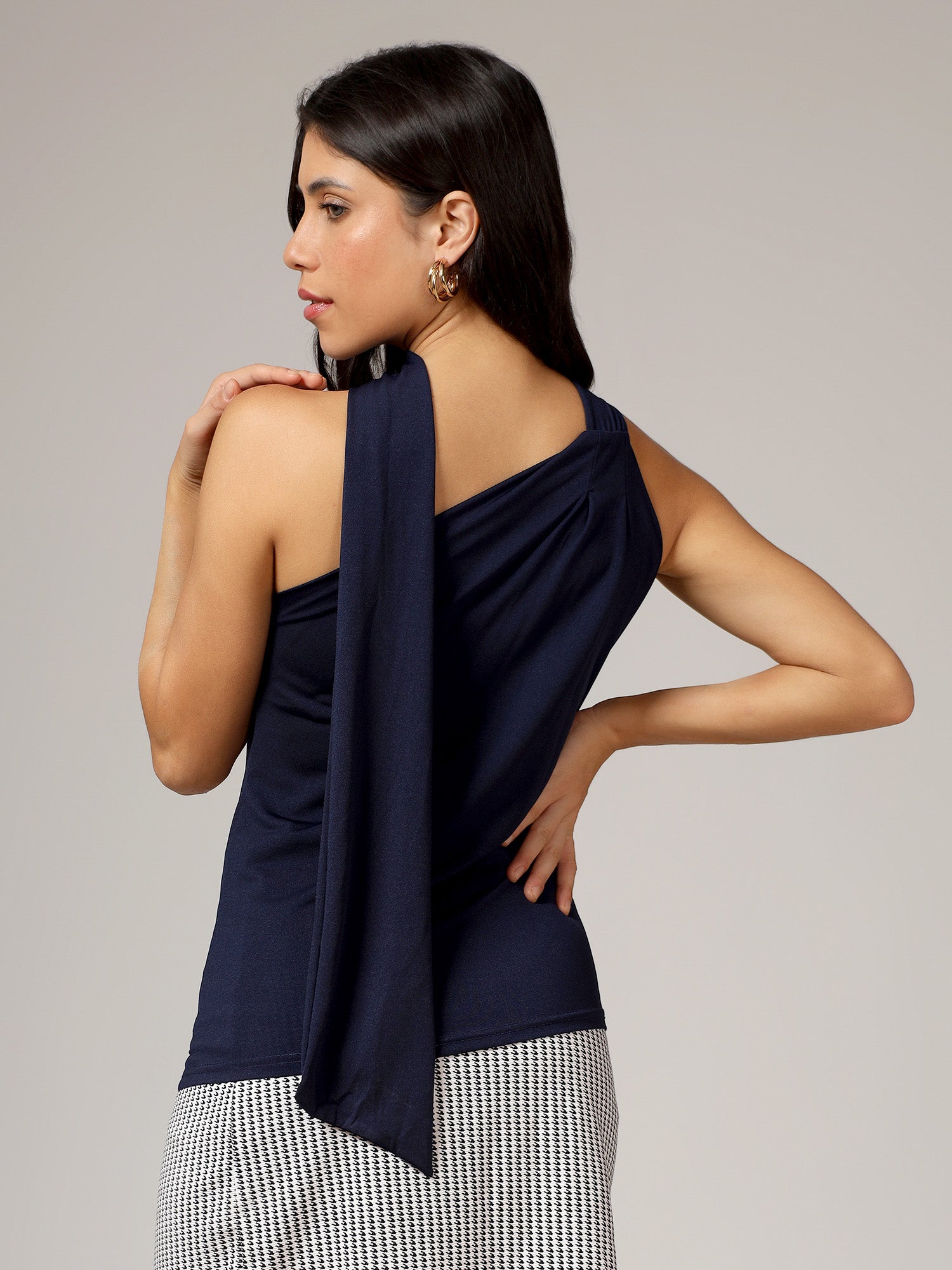 One shoulder scarf top