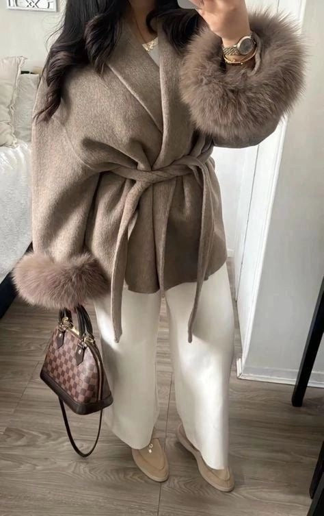 Fur tie up coat