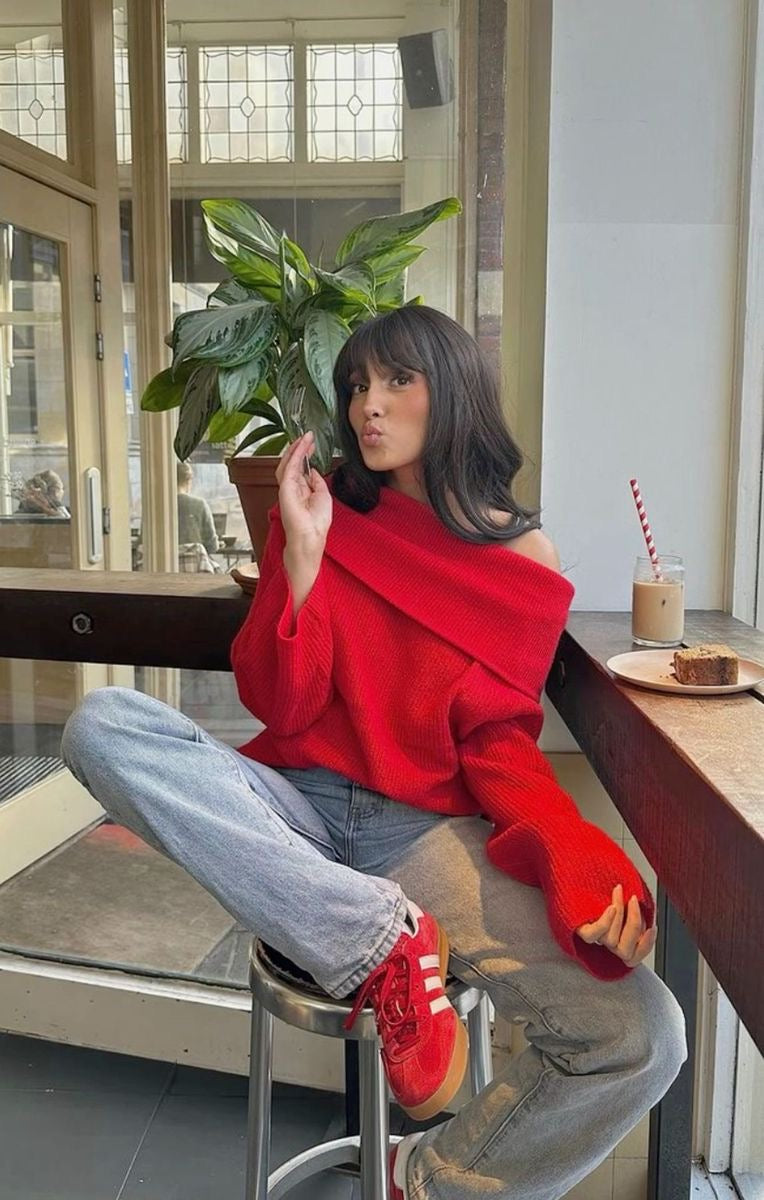 Off shoulder jumper