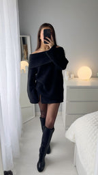 Off shoulder jumper