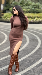 Brown bodycon dress with slit