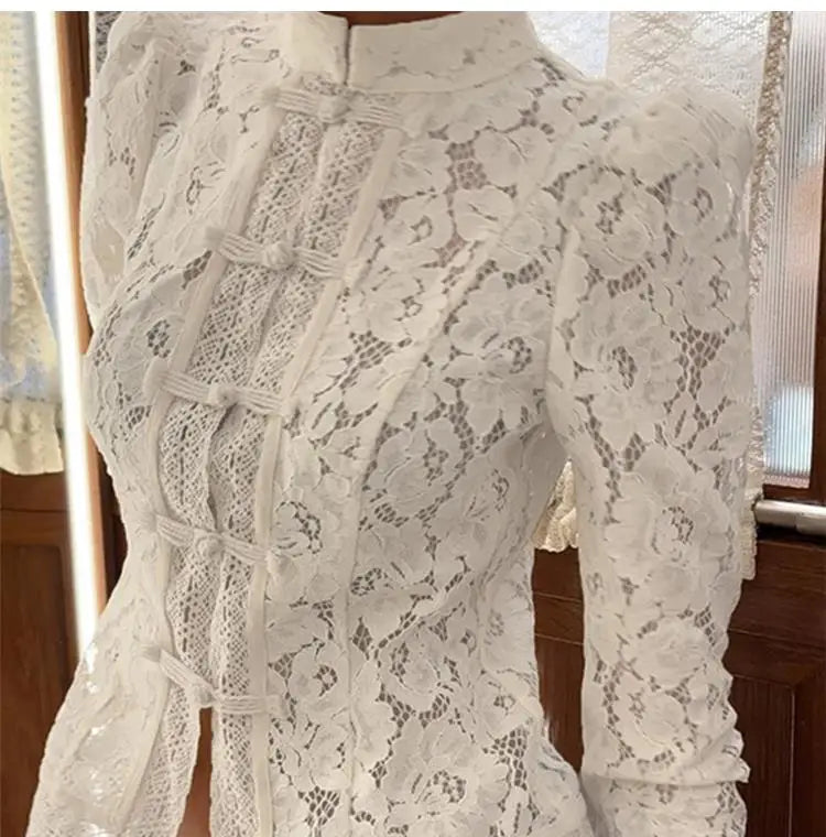 Victoria lace top